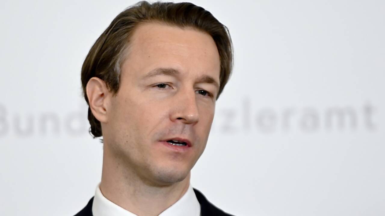 Finanzminister Blümel kündigt raschere Coronahilfen für Unternehmen an 