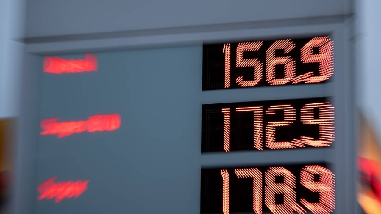 Spritpreisrechner der E-Control feiert 10. Geburtstag Spritpreisrechner der E-Control feiert 10. Geburtstag