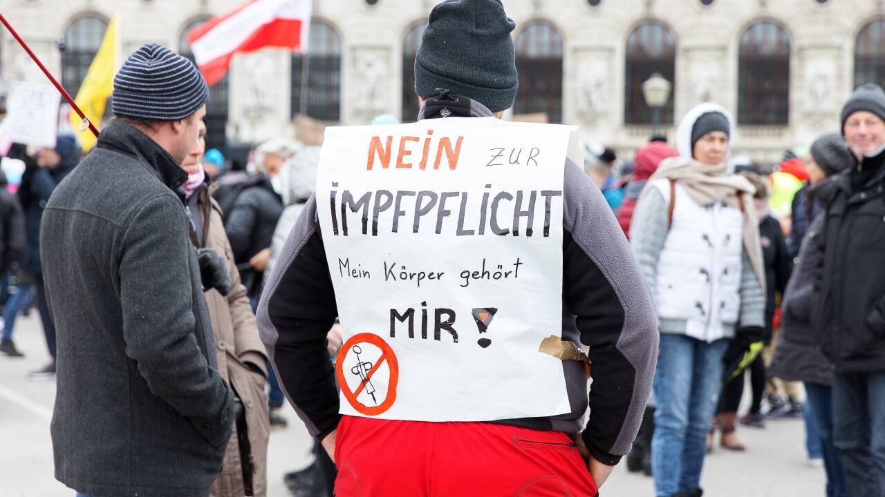 „Die Regierung hat der Bevölkerung das Misstrauen ausgesprochen und kriegt das jetzt zurück“, sagt Meinungsforscher Ogris. 