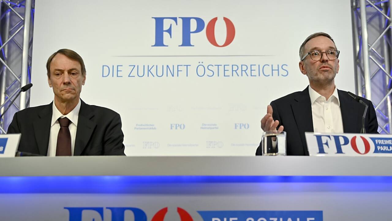 Gemeinsamer Auftritt von Sönnichsen und Kickl 