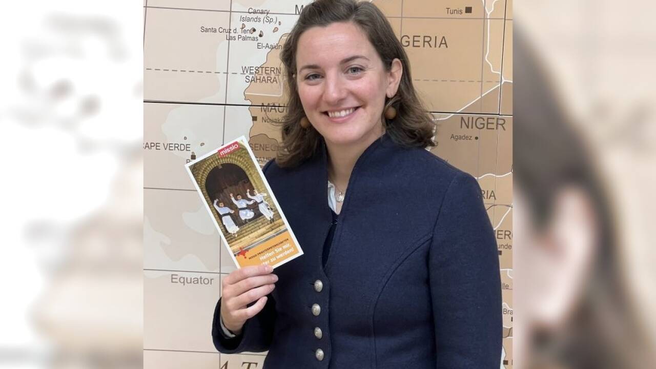 Cornelia Lauschmann (36) wirbt und arbeitet für Missio, die Päpstlichen Missionswerke. Cornelia Lauschmann (36) wirbt und arbeitet für Missio, die Päpstlichen Missionswerke.