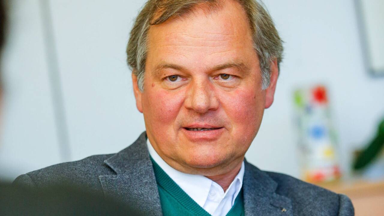 Psychiater Manfred Stelzig rät: Sich nicht überfluten lassen und an einen Wohlfühlort zurückziehen. Psychiater Manfred Stelzig rät: Sich nicht überfluten lassen und an einen Wohlfühlort zurückziehen.