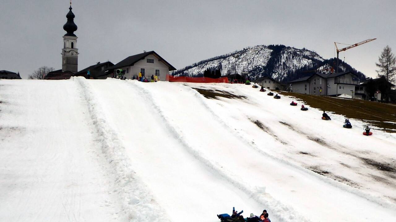 Auf der Snowtubing-Piste in Faistenau mit Schwung ins neue Jahr. Guten Rutsch!  