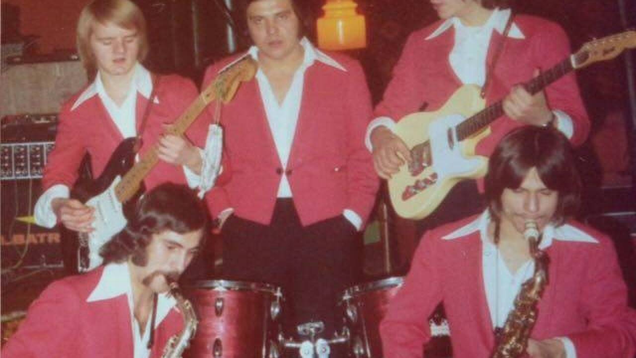 Die Band Albatros : Erwin Müller und Martin Lerch (vorne v.l.). Hinten von links: Dieter Jahn, Albin Brcic (verstorben) und Franz Klein.  