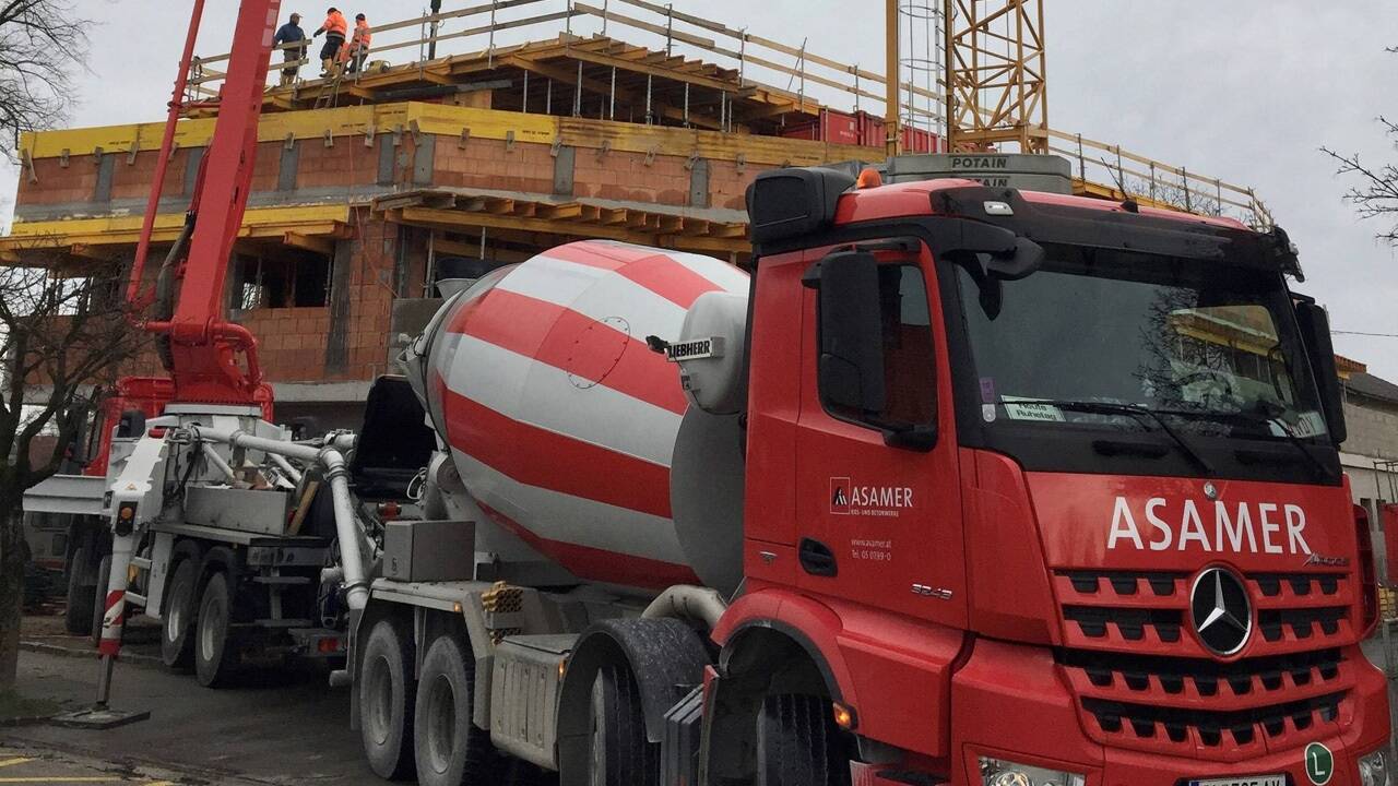 Auf der Baustelle der Zukunft wird es ruhig zugehen und nicht nach Diesel riechen. 