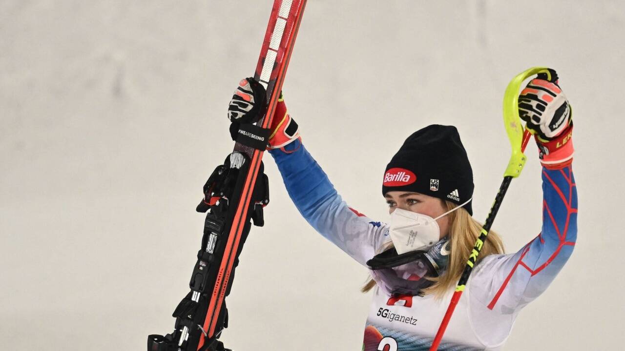 Mikaela Shiffrin gewann den ersten Nachtslalom in Schladming. Sie konnte sich gegen Petra Vlhova durchsetzen, auf dem dritten Platz landete die Deutsche Lena Dürr. 