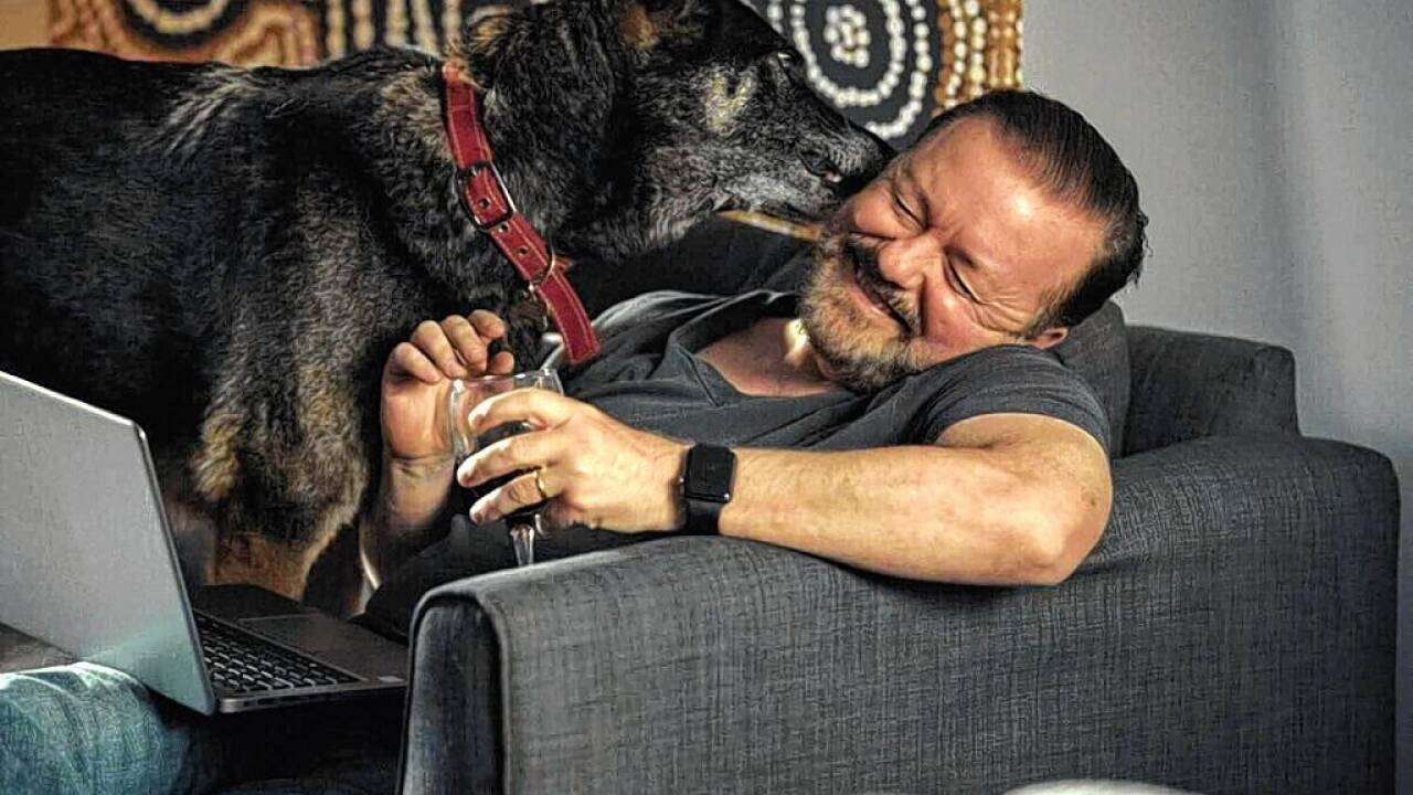 Tony (Ricky Gervais) mit seinem treuen Vierbeiner Brandy. 