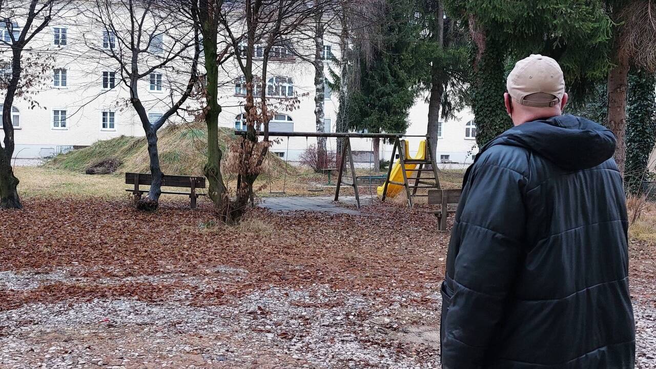 Der gesamte Innenhof samt Spielplatz ist seit Langem gesperrt.  