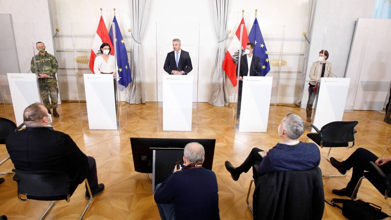 Regierung gab Öffnungsschritte bekannt 