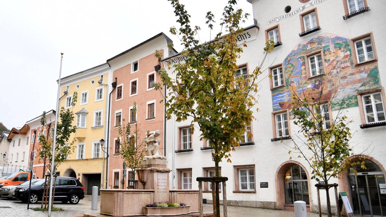 Der politische Schlagabtausch im Halleiner Rathaus ist um eine Facette reicher. 
