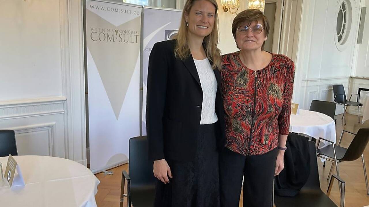 Katalin Karikó (r.) und ihre Tochter Susan Francia 