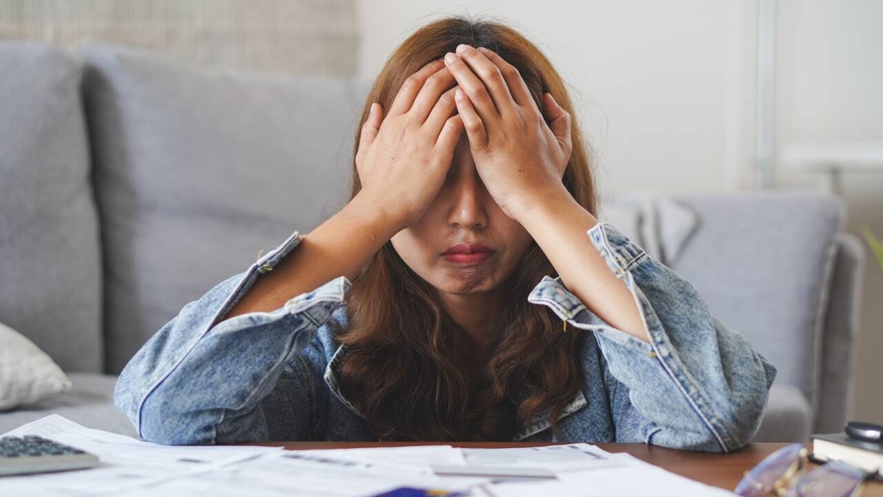 In Österreich bekommt jeder Jugendliche unter 25 Jahren, der sich beim AMS meldet und keine über den Pflichtschulabschluss hinausgehende Ausbildung hat, einen Ausbildungsplatz.  