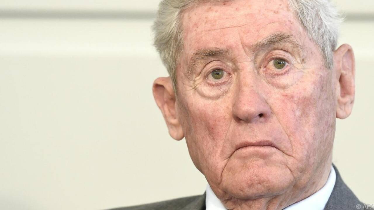 Ex-Finanzminister Androsch meldet sich zu Wort. Ex-Finanzminister Androsch meldet sich zu Wort.