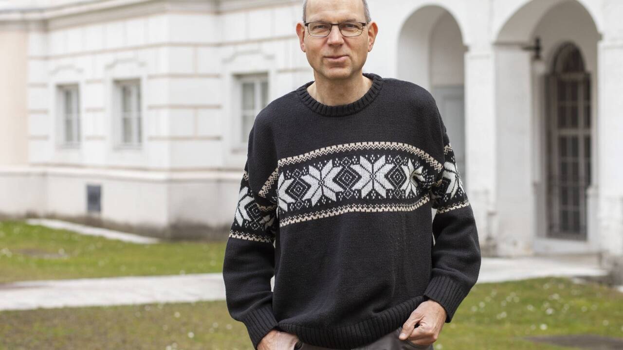 Der Ökonom Klaus Weyerstraß glaubt, dass steigende Energiekosten für Strom und Gas zum Umdenken in der Gesellschaft bewegen. Der Ökonom Klaus Weyerstraß glaubt, dass steigende Energiekosten für Strom und Gas zum Umdenken in der Gesellschaft bewegen.