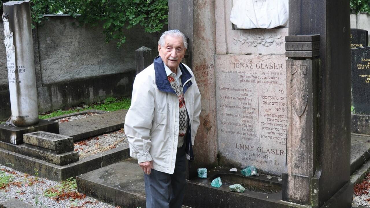 Feingold ehrt Bürmooser Industriepionier