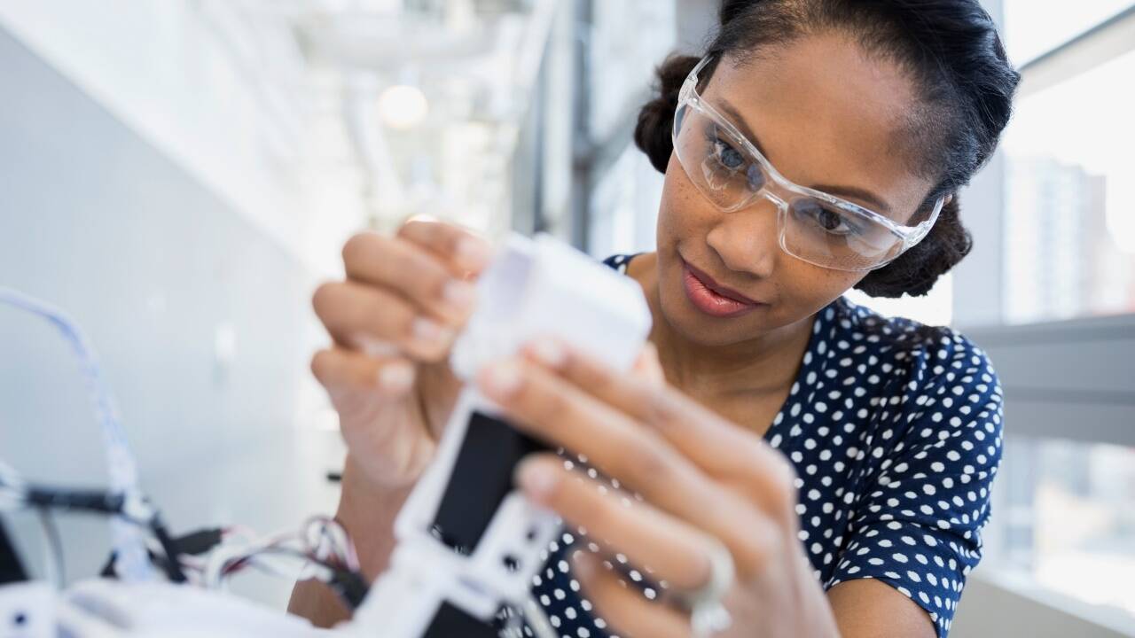 Studierende sollen mit I Living Labs einen Vorteil auf dem Arbeitsmarkt haben.  