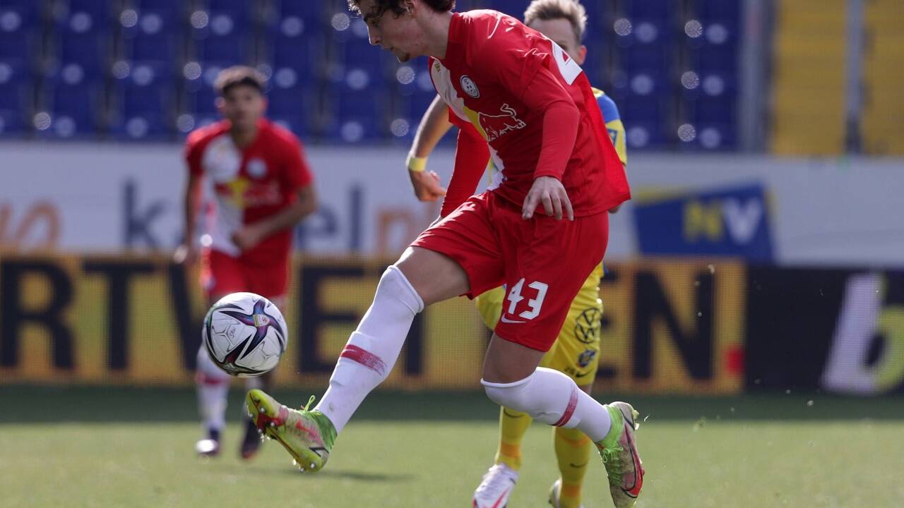 Moritz Neumann feierte beim 0:2 gegen St. Pölten sein Startelfdebüt in der 2. Bundesliga. Moritz Neumann feierte beim 0:2 gegen St. Pölten sein Startelfdebüt in der 2. Bundesliga.