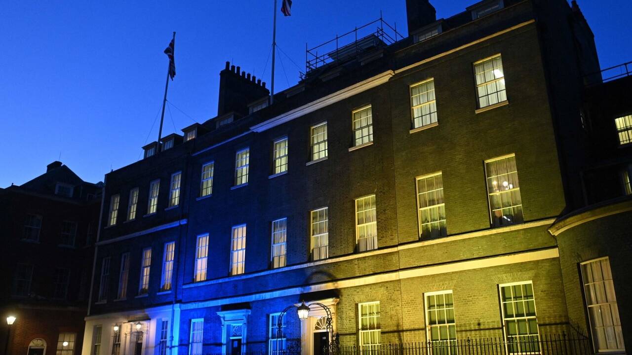 Die Downing Street in London. 