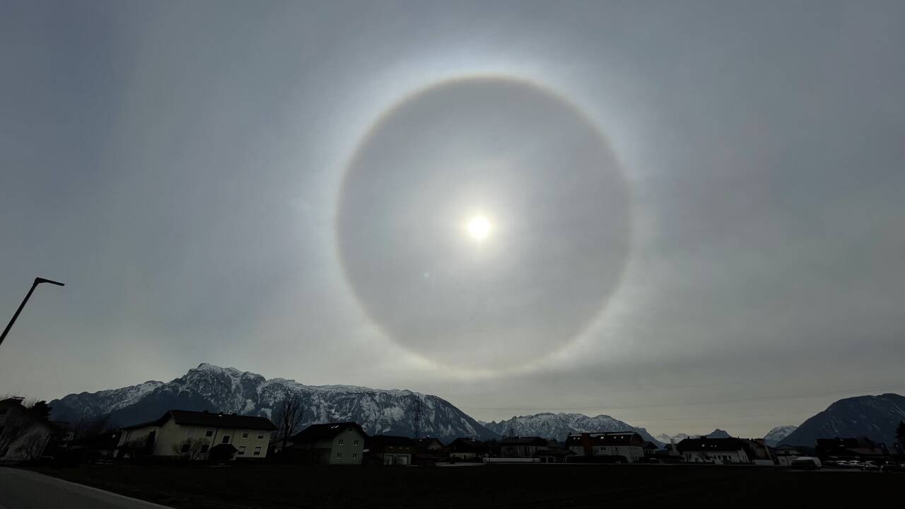 So präsentierte sich der Sonnenhalo in Wals-Siezenheim.  