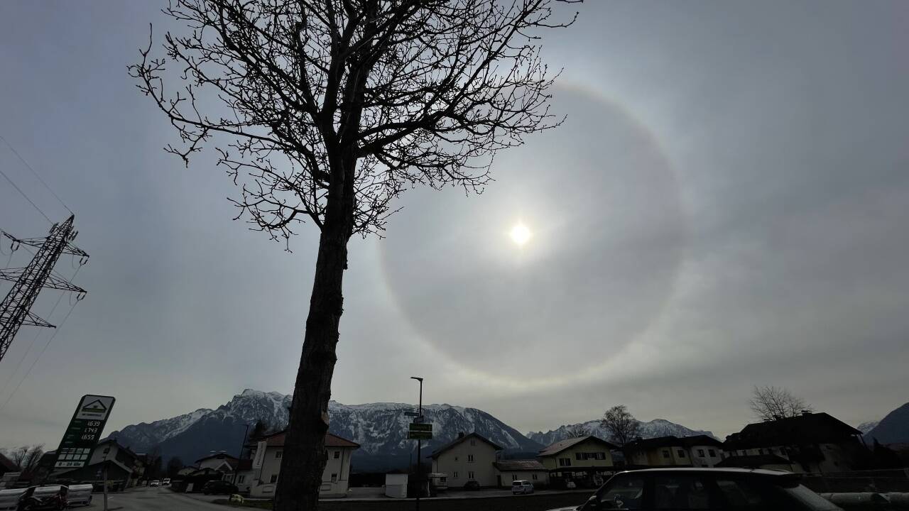So präsentierte sich der Sonnenhalo in Wals-Siezenheim.  