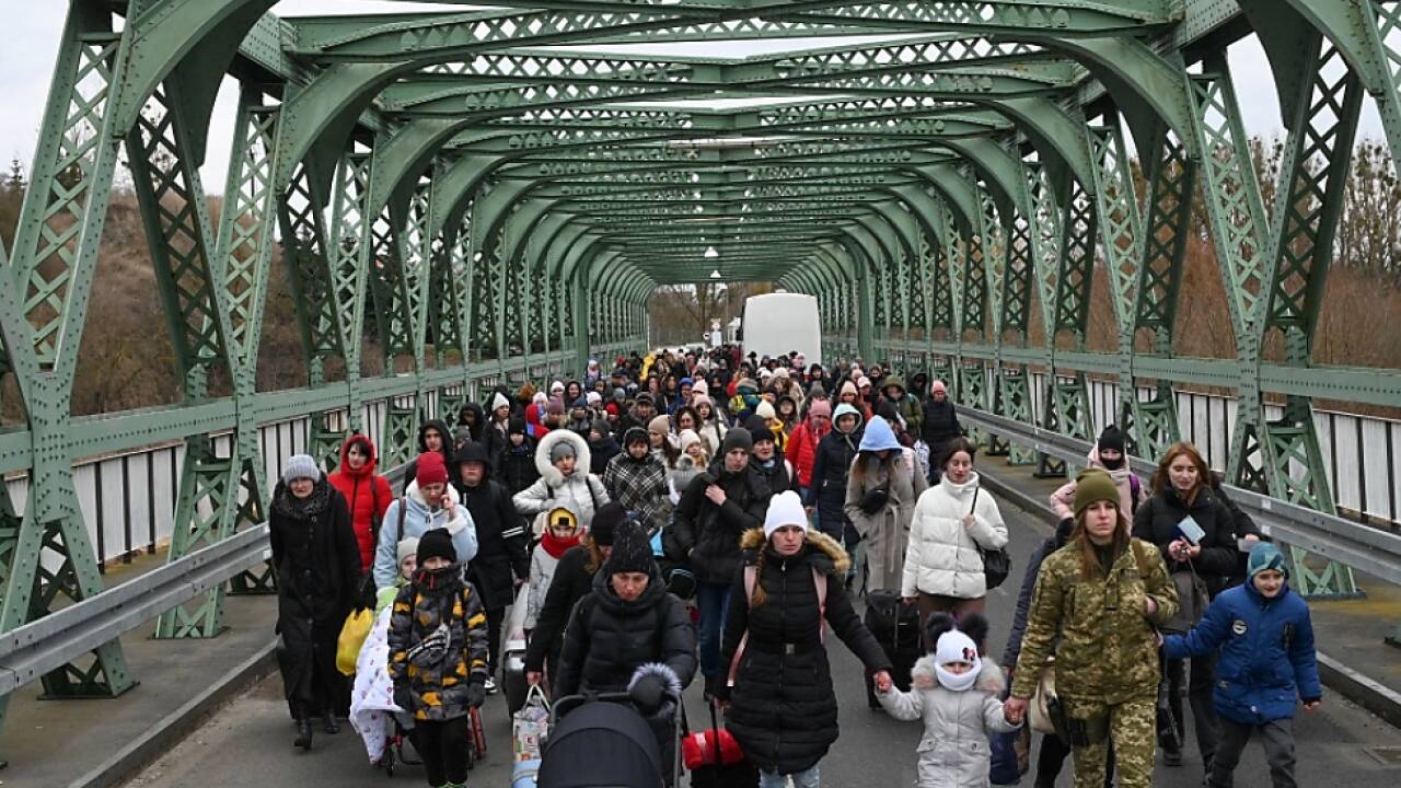 Alleine in Polen sind bereits über eine Million Flüchtlinge angekommen 