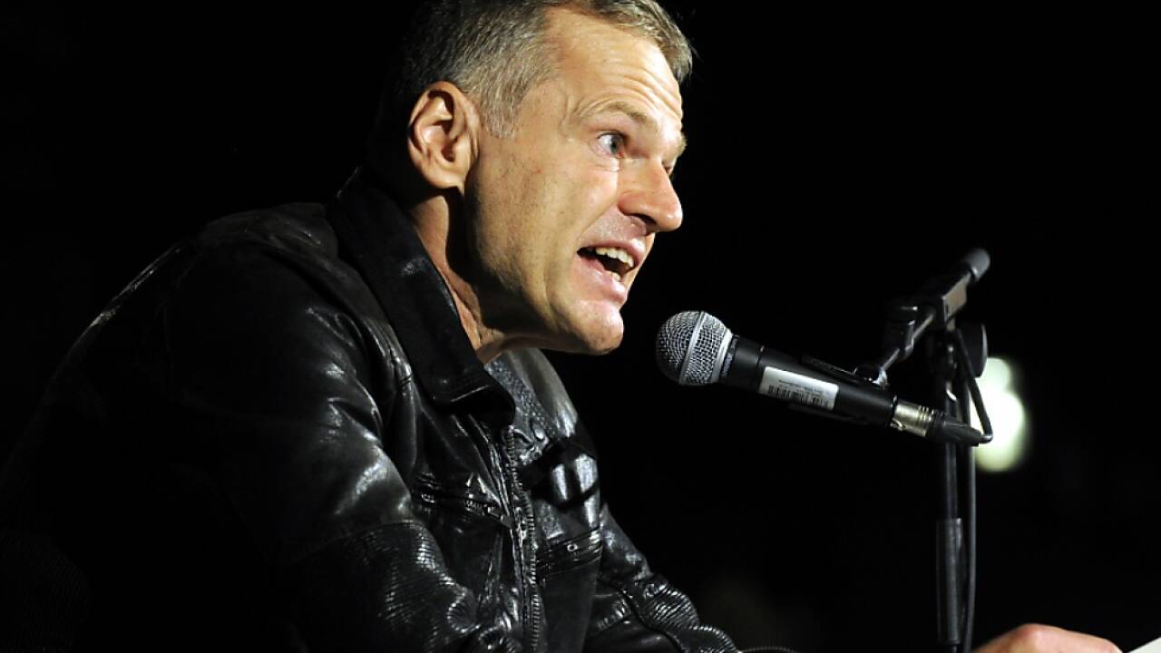 Wolf Haas führt mit neuem Brenner-Krimi die Charts an Wolf Haas führt mit neuem Brenner-Krimi die Charts an