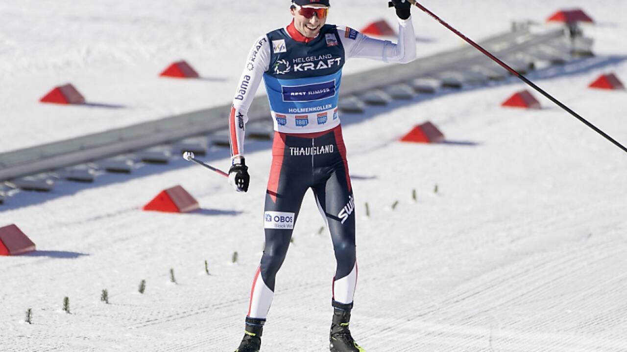Jarl Magnus Riiber bekommt nun das Gelbe Trikot 