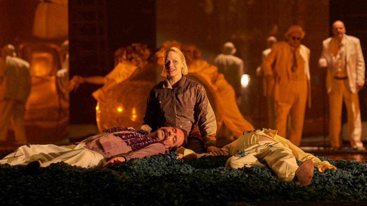 'Der Sturm' weht im Burgtheater 
