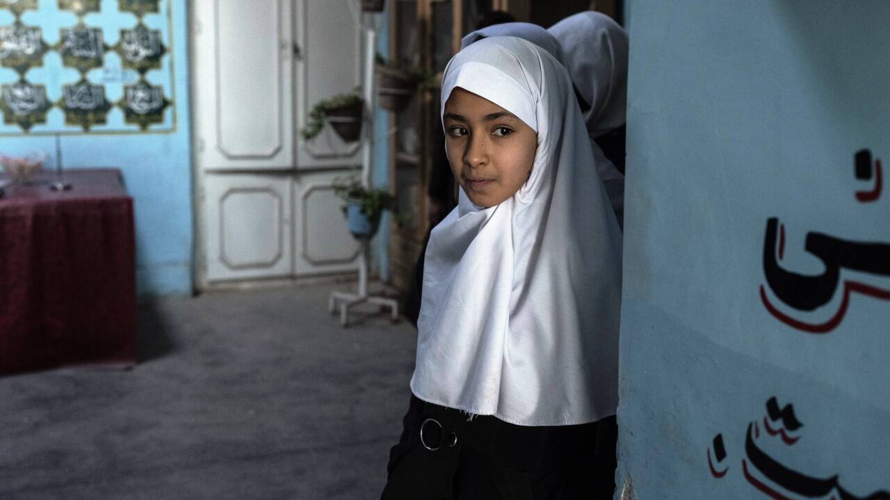 Die meisten Mädchen bekommen keinen Unterricht mehr. Eine Ausnahme ist diese Schule in Herat. Das Foto stammt vom Dezember. 