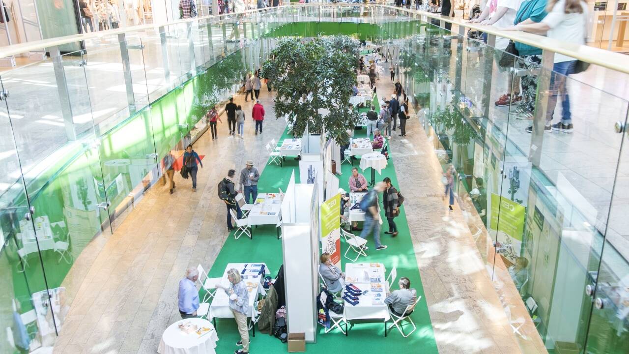 Rund um den Tag der seltenen Erkrankungen präsentieren sich die Selbsthilfegruppen im Europark.  Rund um den Tag der seltenen Erkrankungen präsentieren sich die Selbsthilfegruppen im Europark.