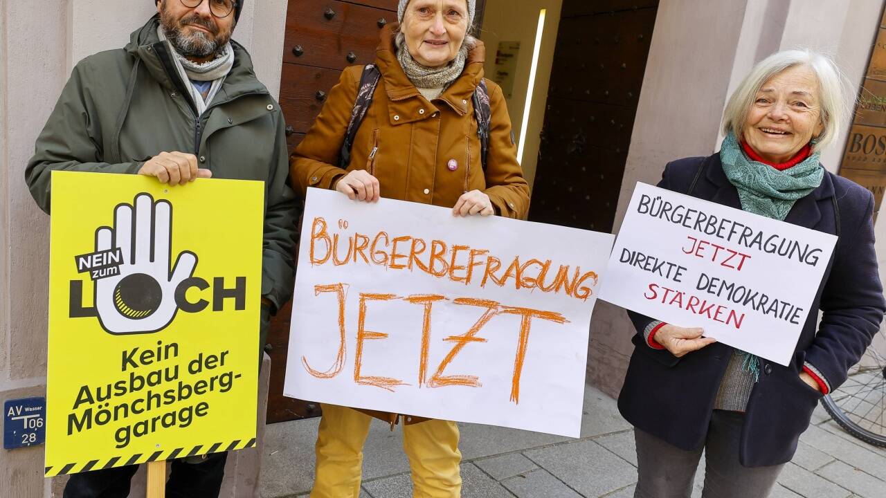 Die Initiativen lassen nicht locker: Sie drängen auf eine Bürgerbefragung, bevor es zum Baustart für den Ausbau der Mönchsberggarage Ende Juni kommt.  