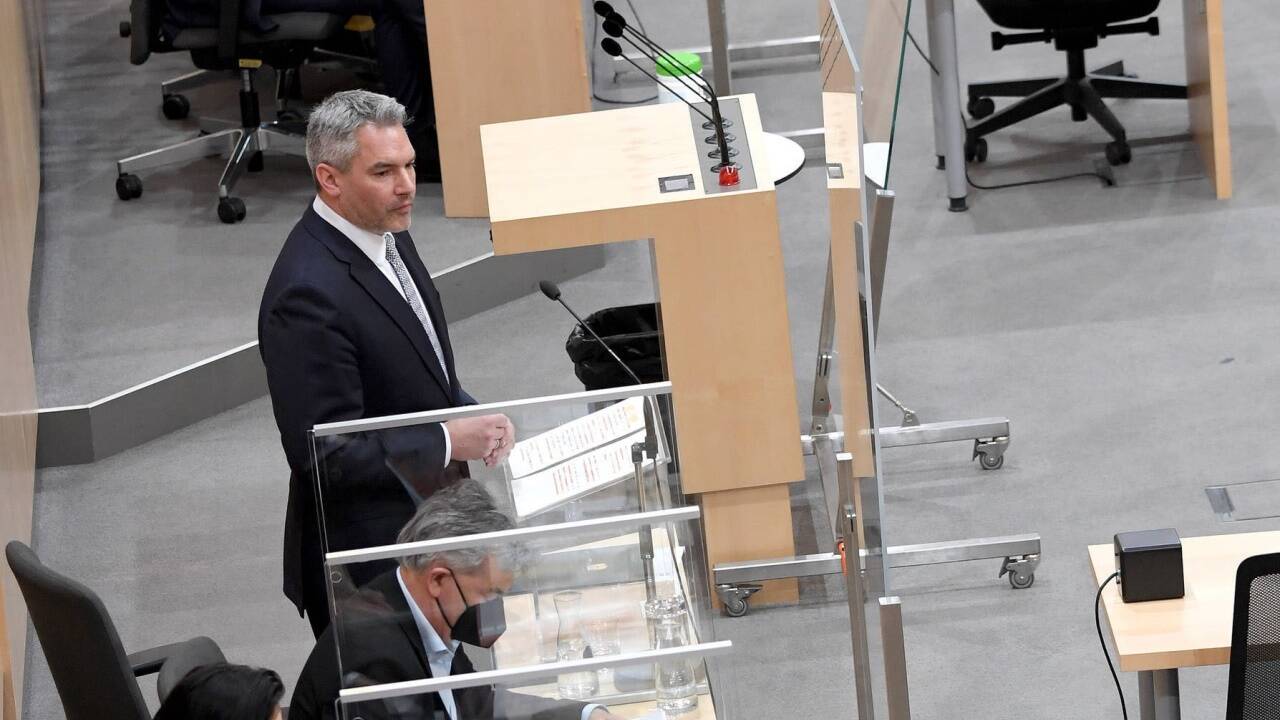 Kein sehr komfortabler Ort: Die Regierungsbank im Nationalrat. 