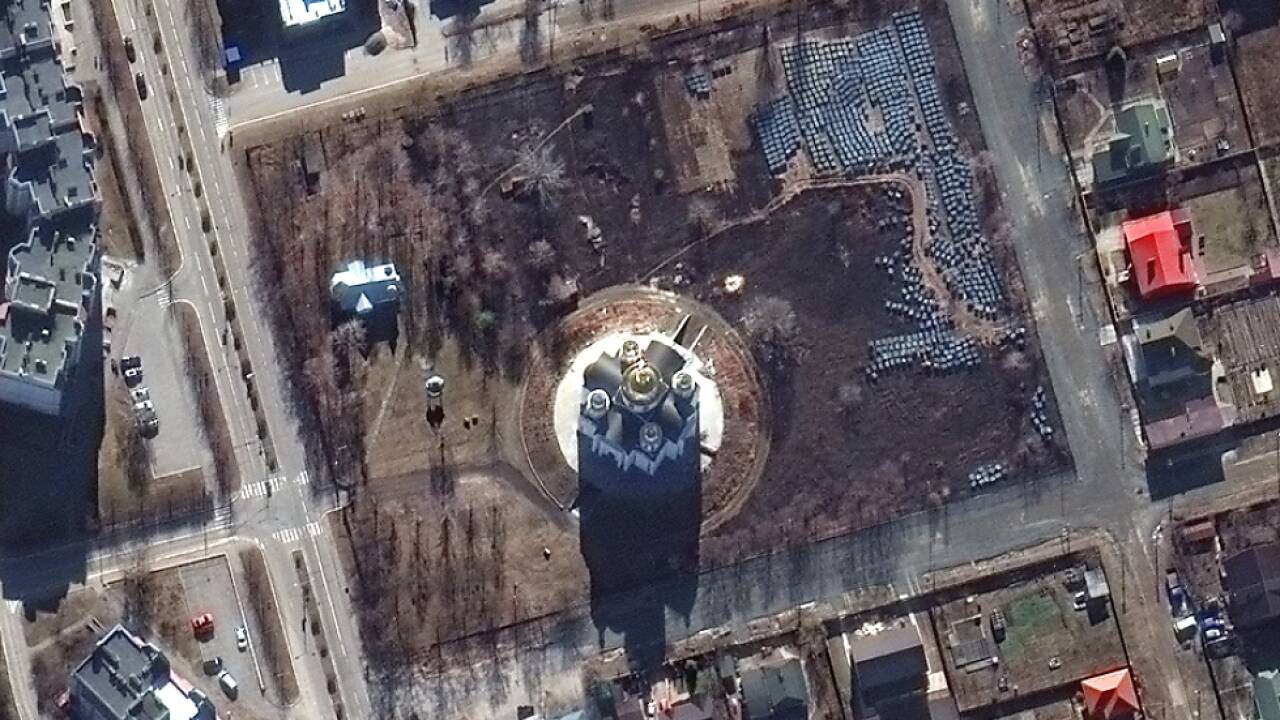 Satellitenbilder der zerstörten ukrainischen Stadt Butscha. 