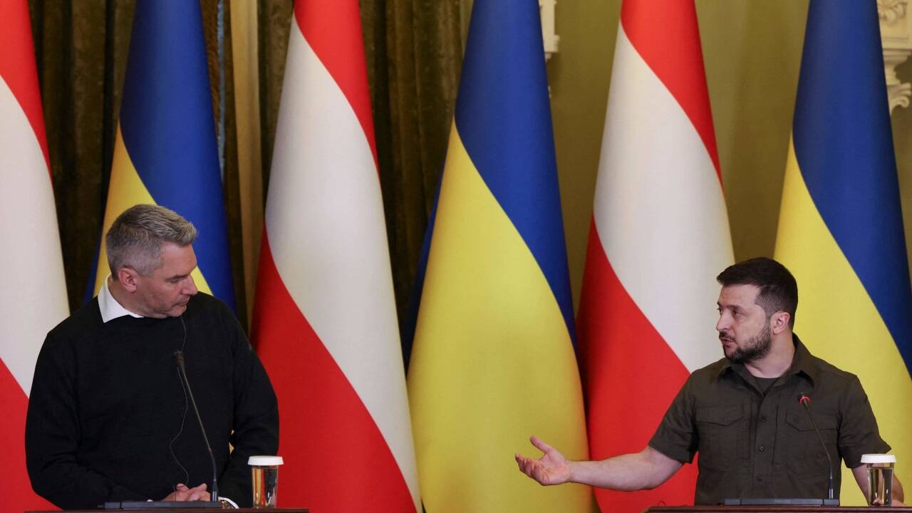 Bundeskanzler Karl Nehammer und der ukrainische Präsident Wolodymyr Selenskyj. 