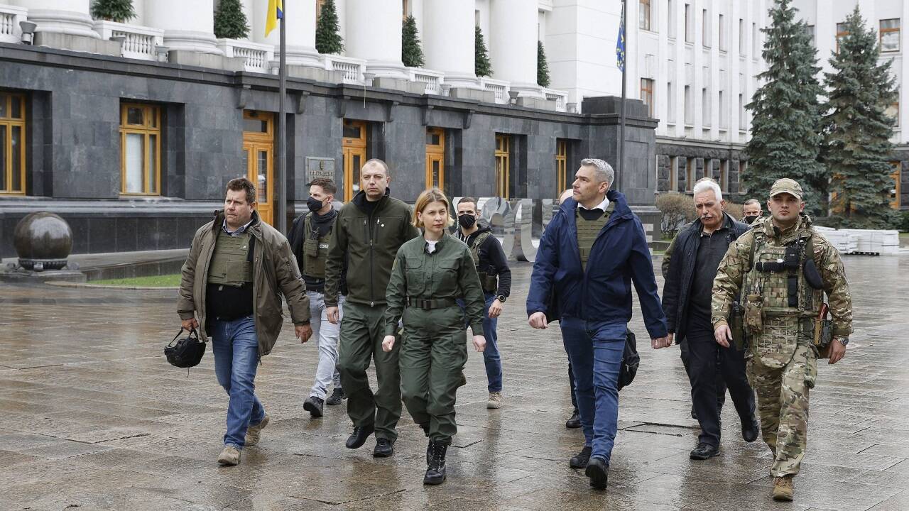 Bundeskanzler Karl Nehammer besucht die Ukraine. 