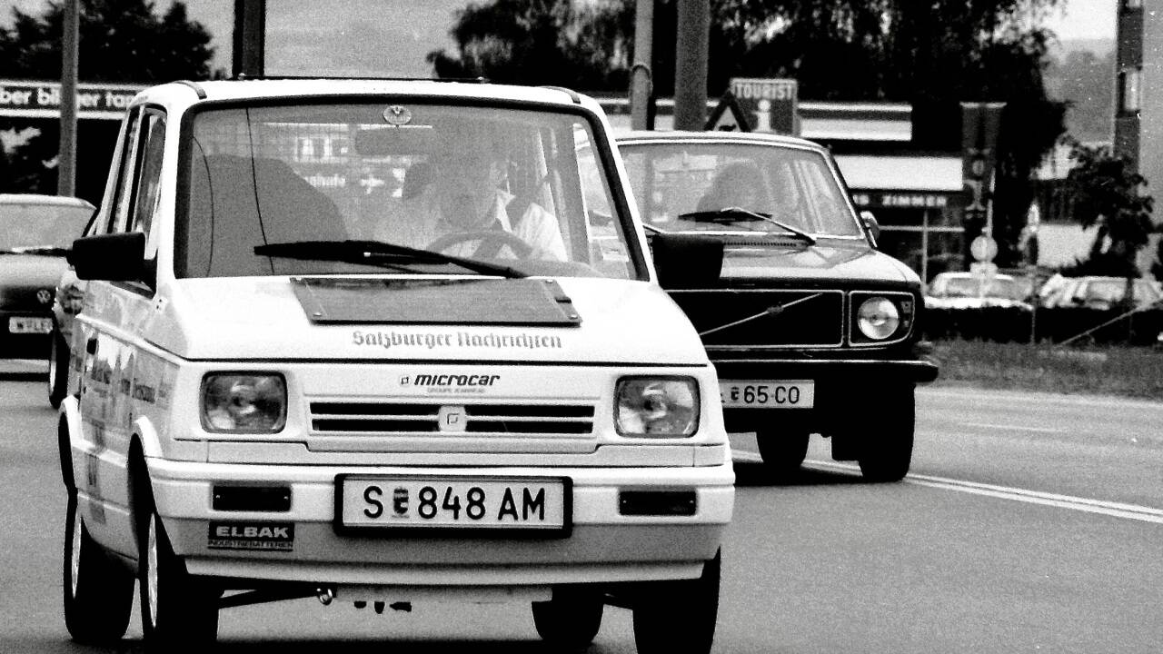 Der Dacia Spring erinnert stark an die Entbehrungen der Steinzeit der Elektromobilität.  