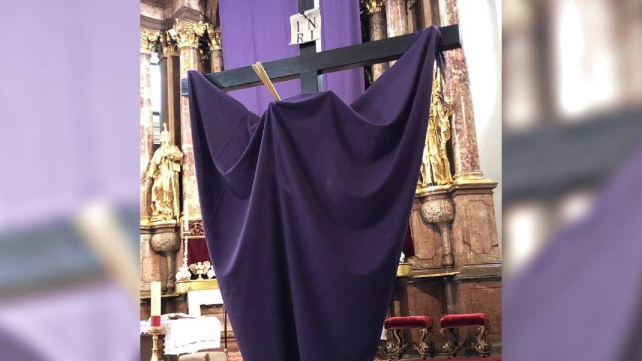 Am Karfreitag, ab 15 Uhr, wird in der Müllner Kirche das frisch restaurierte, spätgotische Schifferkreuz enthüllt.  
