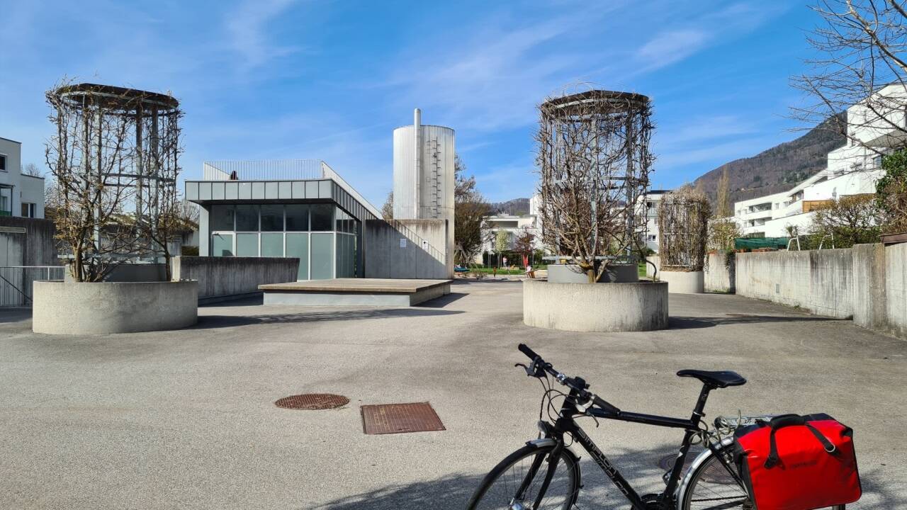 Belichtungsschächte in der Gartenstadt Aigen. 