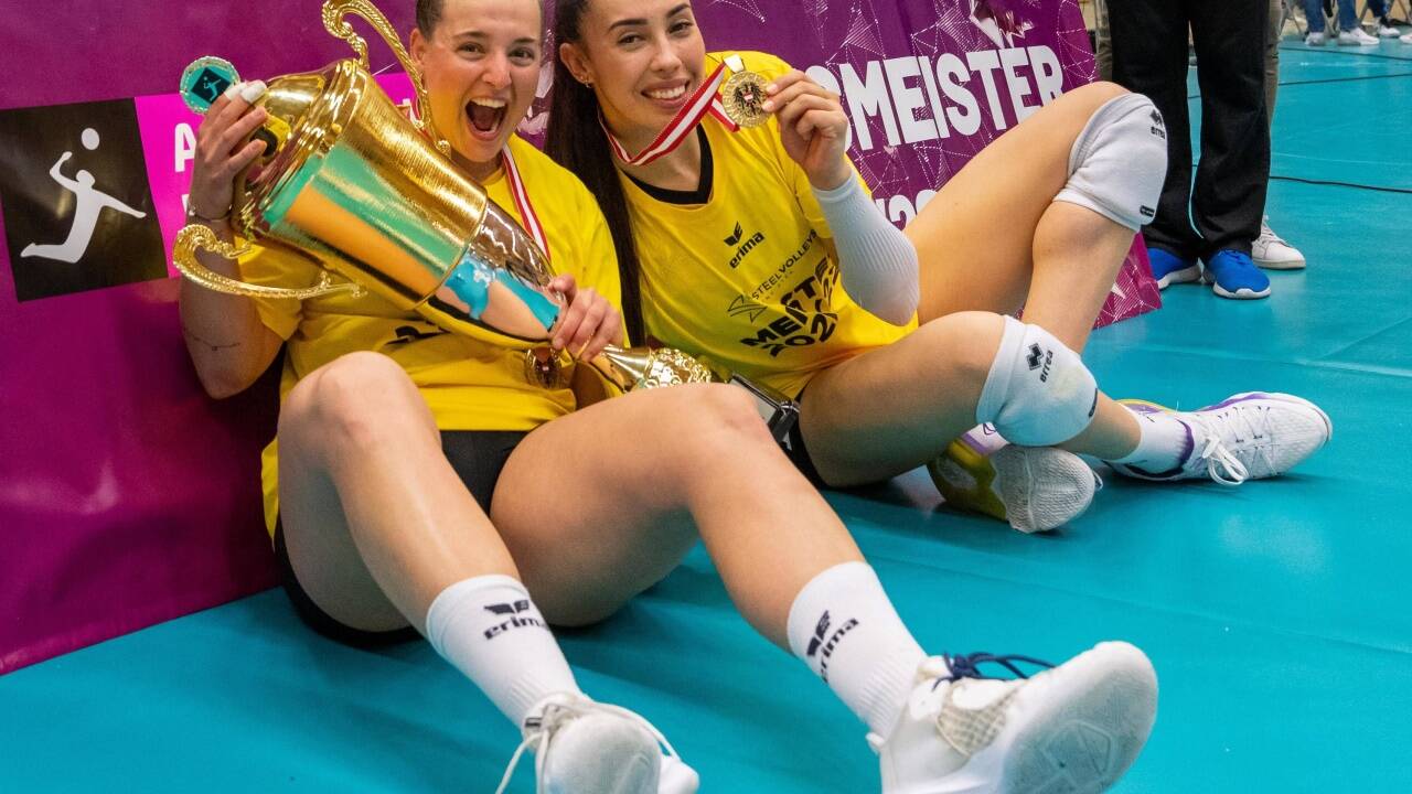 Kapitänin Lilly Hager (l.) mit Jocelyn Urias.  