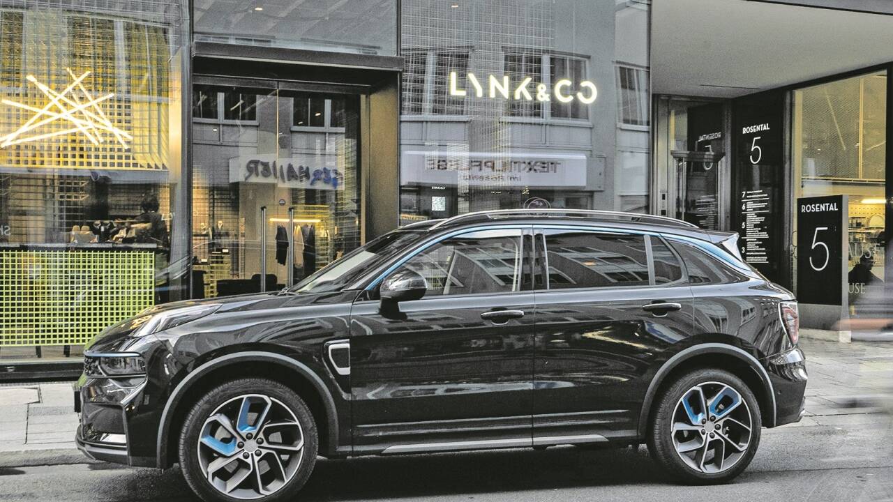 Noch zählen chinesische Marken in Europa zu den Exoten: Die elektrische Mittelklasse-Limousine Nio ET5 gilt als Preisbrecher, ebenso die in Österreich verfügbaren Modelle der Marke MG. Ausschließlich im Abo verfügbar sind die Elektro-SUV der Marke Lynk & Co. hersteller 