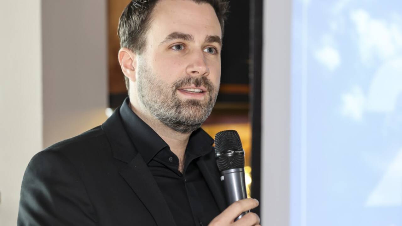 Peter Fässlacher durchmisst 'Die schwule Seele' 