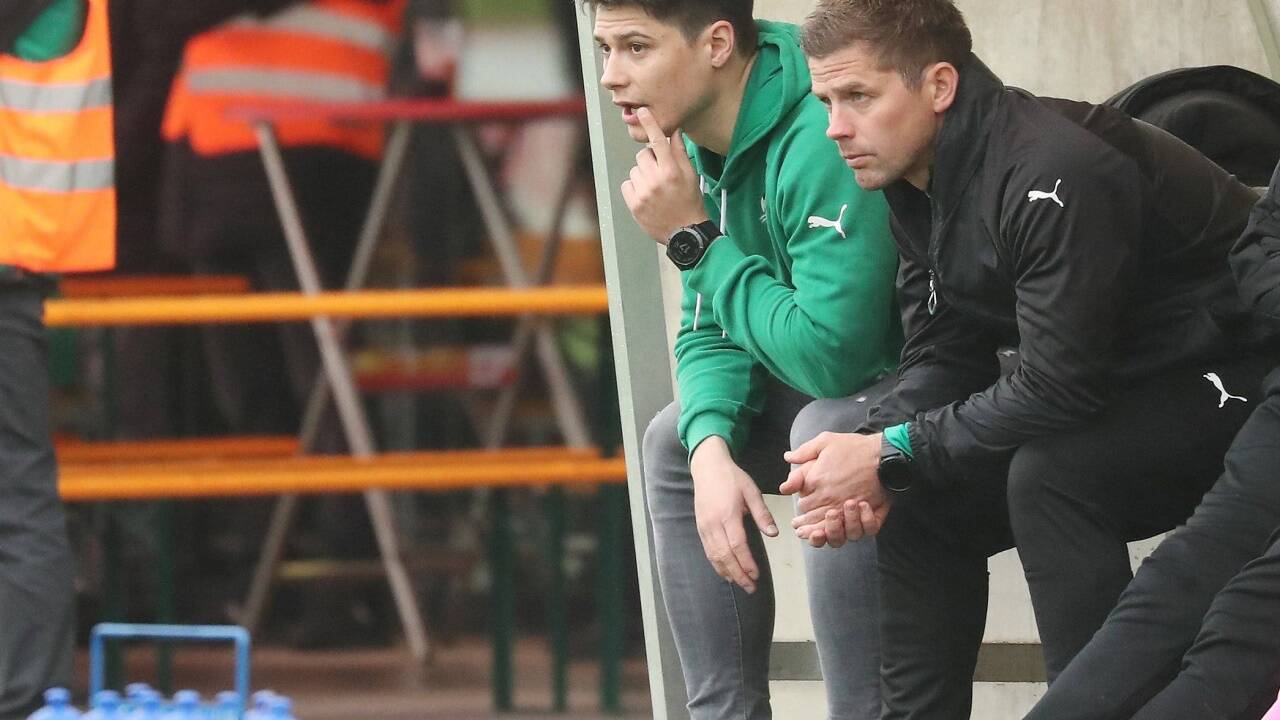 Eugendorf geht mit dem Trainerduo Daniel Reischl (l.) und Wolfgang Suppan in die neue Saison. 