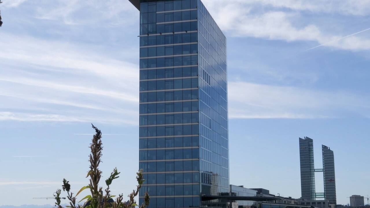 Investoren legen ihr Geld bevorzugt in internationalen Immobilien an, auch wenn die Renditen weiterhin sinken. 