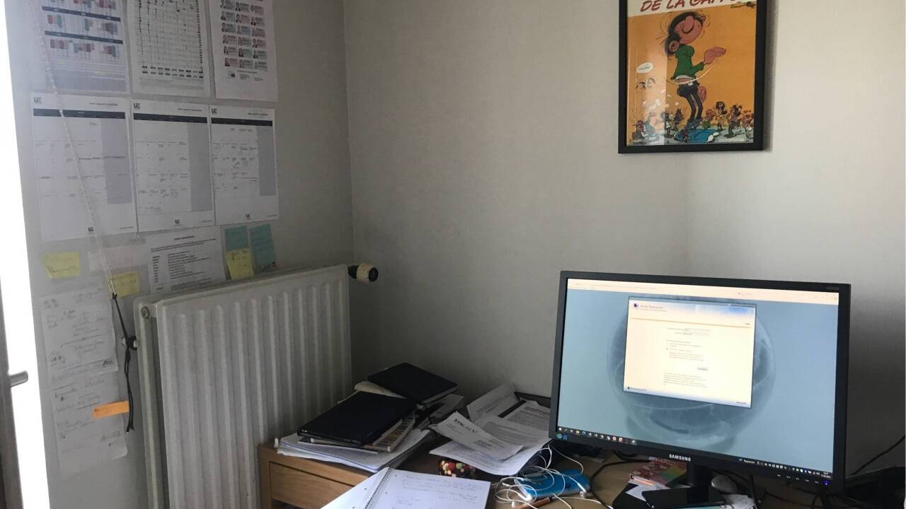 Ein „Gaston“ gehört in jede Redaktion. Hier hängt er gerahmt im SN-Büro in Brüssel. 