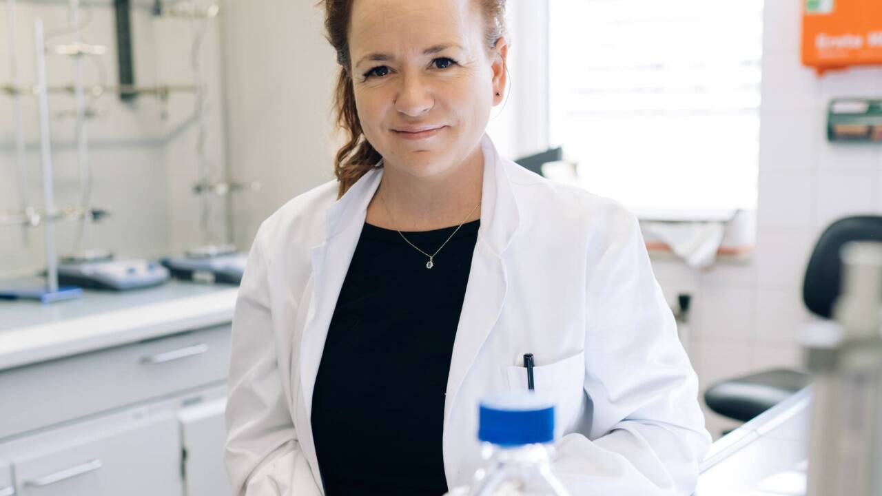 Nicole Meisner-Kober im Chemielabor der Uni Salzburg. Nicole Meisner-Kober im Chemielabor der Uni Salzburg.