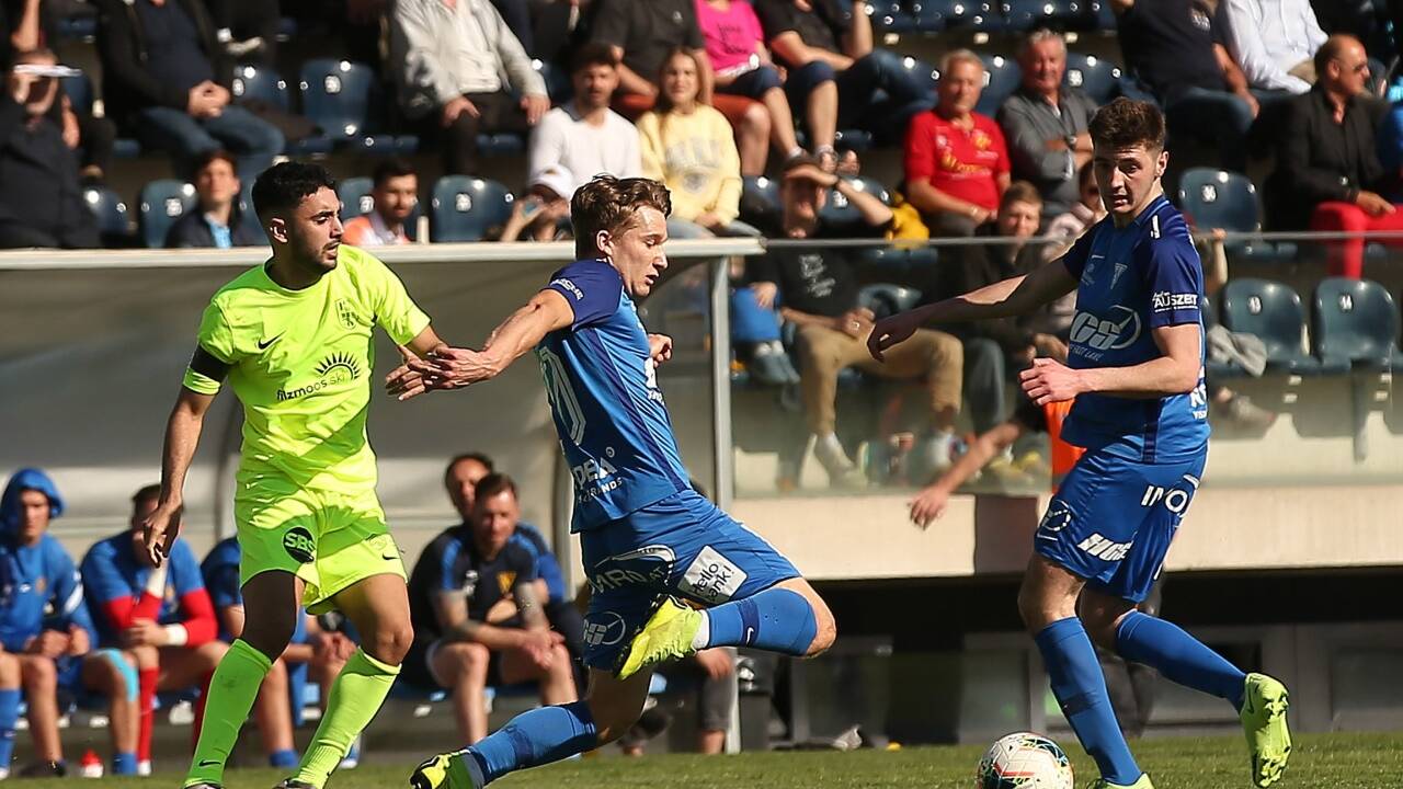 Sebastian Hölzl (l.) und Rinor Hulaj spielen mit dem SAK ein starkes Frühjahr. Sebastian Hölzl (l.) und Rinor Hulaj spielen mit dem SAK ein starkes Frühjahr.