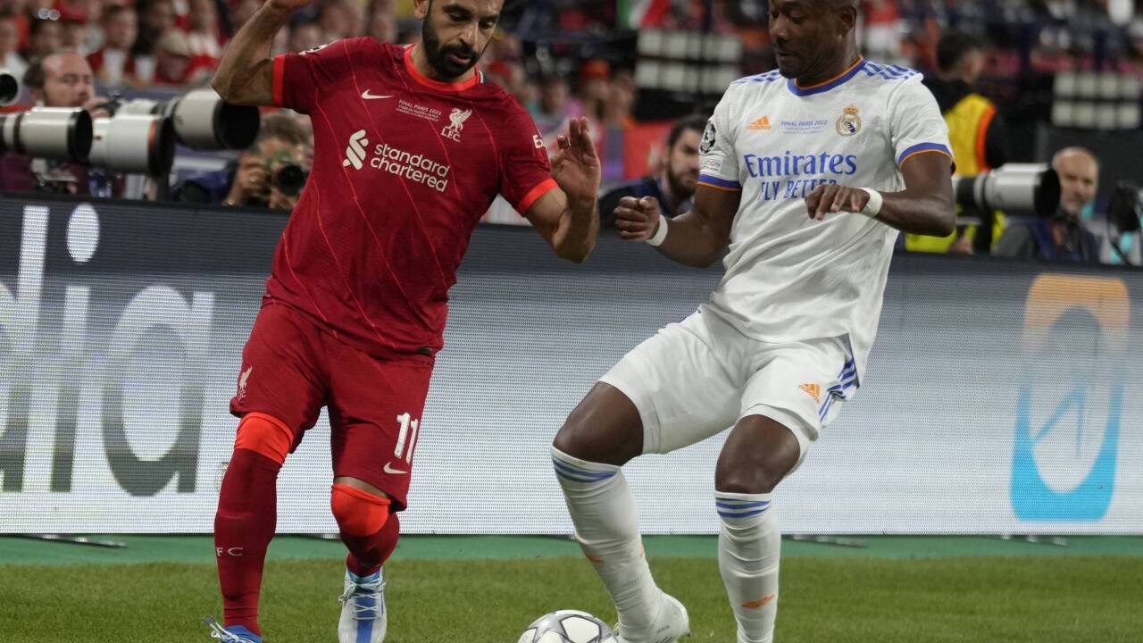 David Alaba hatte mit Mohamed Salah einen trickreichen, pfeilschnellen Gegenspieler, der aber glück- und torlos blieb. 