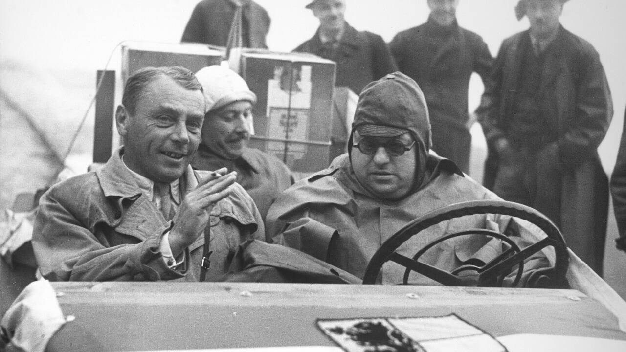 Landeshauptmann Franz Rehrl (r.) und Straßenplaner Franz Wallack bei der Überquerung der Großglockner-Hochalpenstraße im September 1934. 