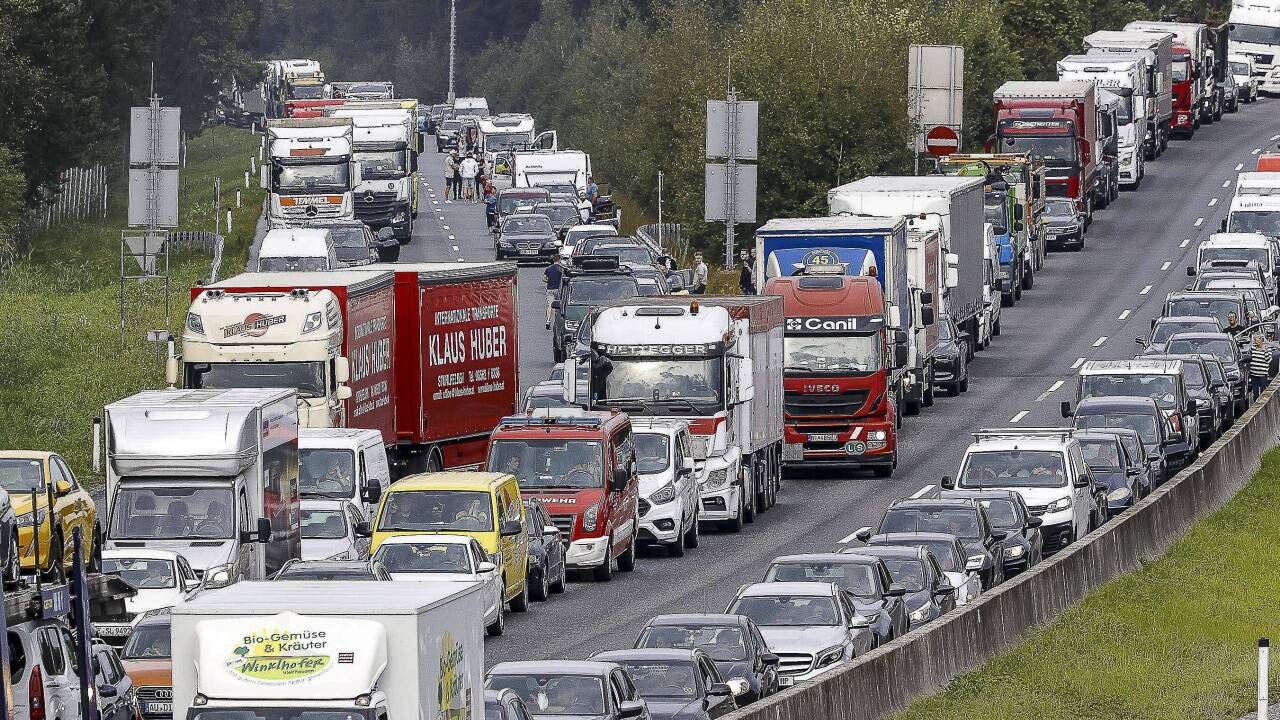 Hohes Verkehrsaufkommen auf der A10 Tauernautobahn zu Pfingsten erwartet.  
