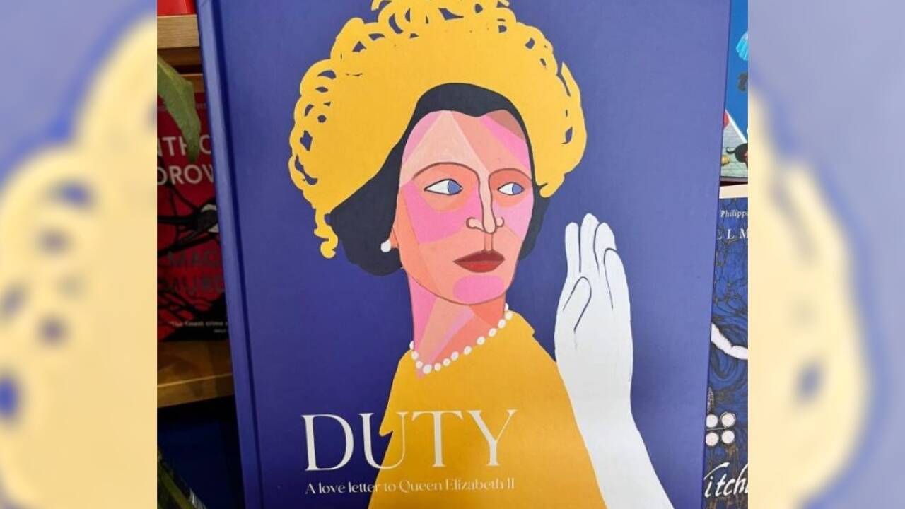 Innes’ Buch über die Queen. 